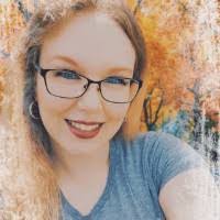 Jess Phelps's Instagram, Twitter & Facebook