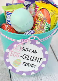 Diy Birthday Present Ideas For Your Best Friend You Re An Egg Cellent Friend Easter Gifts Easter Teacher Gifts Diy Gift For Bff Birthday Gifts For Best Friend