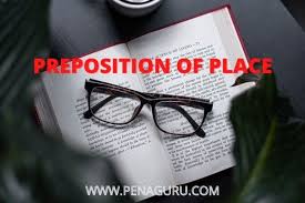 Di atas adalah penggalan kalimat atau soal preposition of place in, dan jawabannya adalah i live in jakarta. Materi Preposition Of Place Dan Contoh Soal 2021