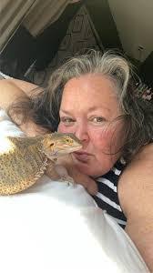 Kara Stover's Instagram, Twitter & Facebook