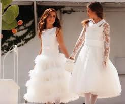 Le immagini più belle per augurare una buona domenica le trovi qui! Abiti Per La Prima Comunione Abiti Per La Prima Comunione Abiti Da Comunione Vestiti Alla Moda