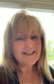 Crystal Malloy's Instagram, Twitter & Facebook