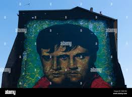 Elvis wall mural hi-res stock photography and images