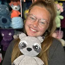 Abby Greenfield (@stitchinwithabby) • Threads, Say more