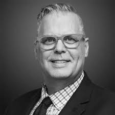 Robert Klann's Instagram, Twitter & Facebook