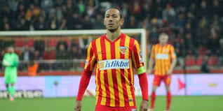 Join the discussion or compare with others! Kayserispor Da Umut Bulut Ve Samil Cinaz Kadro Disi