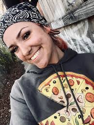 Kara Burton's Instagram, Twitter & Facebook