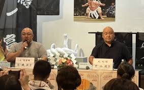 藤ノ川、三役昇進へ！父・甲山親方の熱い夢と相撲界の裏話 - Imagen principal del artículo