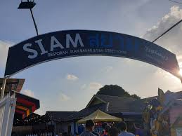 Segala menu yang dihidangkan di restoran kami adalah dijamin halal 100%. Wanderlust Dj Restoran Siam 2 Kota Bharu Kelantan