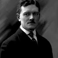 New England aviators 1914-1918; their portraits and their records (1919)  (14759071496)