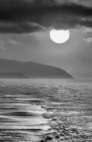 Black And White Ocean Pictures Beautiful Moon Ocean View Photo