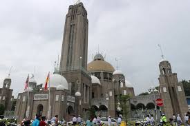 Masjid sultan sulaiman ialah masjid kerajaan selangor, yang terdapat di klang, selangor, malaysia. Masjid Diraja Sultan Suleiman Dibuka Semula