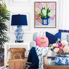 From bright, sunny spaces to moody lounges to cheery chambers filled with color, our living room ideas will turn your den or family room into a stylish spot you'll love living in. Living Room Ideas 2019 Popsugar Home