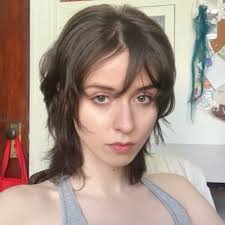 lily spratt (@lilyysprattt)