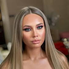 صالون مروة الخطيب