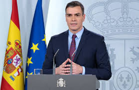 Cursó bachillerato en el colegio ramiro maeztu, etapa en la que jugó en el club de baloncesto estudiantes hasta que tuvo 21 años. L3q4hlmntuwzgm