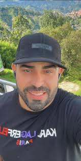 Hi, I'm looking for a part time job in Sofia. Im a Medicine student from  Poland, I have B2 in English and also B2 in German. I'm staying in Sofia  for 1