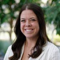 Hi LinkedIn Friends, Happy New Year! I hope you all had a great holiday  season, celebrating with friends and family. During this holiday season, I  got married