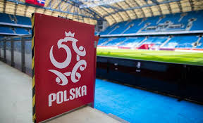 Stoper piłkarskiej reprezentacji polski kamil glik przyznaje, że spotkania z islandią i czechami będą dobrą okazją do sprawdzenia formy. Fw59roorzqgoom