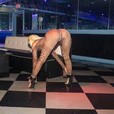 Ruby Rose Twitter - Mature and sexy - ♎️ 23