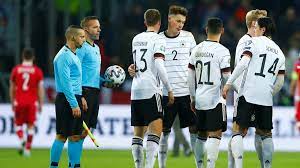 يستعد المنتخب الالماني لتخطي هذه المباراة بالرغم من انها مباراة وديه الا انع يسعي جاهدا لتحقيق الفوز واكتساب معنويات تدفعه للاستعداد بقوه ك. Ø¥Ø¹ÙØ§Ø¡ Ù…Ø­ØªØ±ÙÙŠ Ø§Ù„Ù…Ù†ØªØ®Ø¨ Ø§Ù„Ø£Ù„Ù…Ø§Ù†ÙŠ Ù…Ù† Ø§Ù„Ø¹Ø²Ù„ Ø§Ù„ØµØ­ÙŠ
