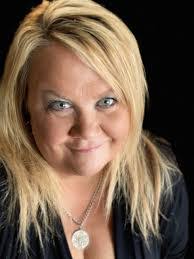 Annie Ricker's Instagram, Twitter & Facebook