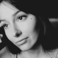 40+ profilů „Annette“