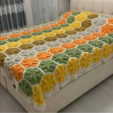 Sizin Orgu Sunumlariniz En Instagram Youtube Cicek Motifli Yatak Ortusu Diyerek Aratabilirsiniz In 2020 Blanket Contemporary Rug Crochet Blanket