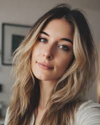 Looking for someone who can rebuild my hemp necklace it means alot to me  and I want a good job with quality hemp string must be trustworthy please  PM me with a