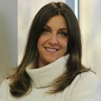 Stephanie Borowski's Instagram, Twitter & Facebook