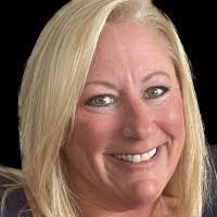 Michelle Sack's Instagram, Twitter & Facebook