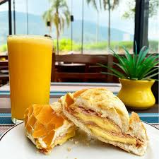 Combo 2 - Misto Quente + Suco de Laranja