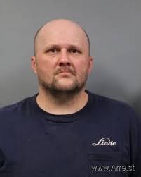 Chad Jessie Pearson Kanawha (SCRJ), West Virginia  http://Arre.st/WV-1005443718