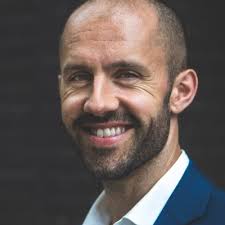 Another successsful Startup Grind Austin happy hour. Mianya Ong and I will  be resuming normal programming starting in September. We're kicking off  with a pitch competition. Apply here:…