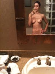 Lizzy Caplan nude photos - Uncensored images revealed