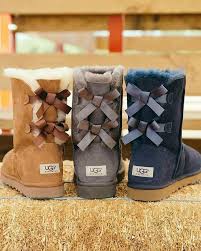 Ugg has since expanded beyond the icon and designs footwear with an uncompromising attitude toward creativity, quality and craftsmanship. Ugg What Is It How To Choose And What To Wear Tacecarestyle Com