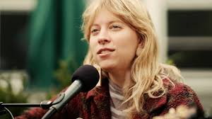 Pandemic Performances: Humbird