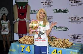 His birthday, what he did before fame, his family life, fun trivia facts, popularity rankings, and more. Hot Dog Champ Joey Chestnut I Ll Do What It Takes To Win