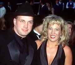 How garth brooks achieved a net worth of $330 million. Sandy Mahl Wiki Age Garth Brooks Wife Biography Family Kids