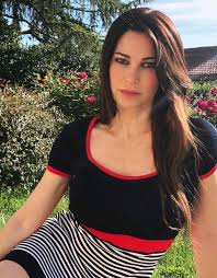 Manuela arcuri is an actress, model, and tv personality who graduated from the accademia d'arte drammatica in rome, italy. Manuela Arcuri My Relationship With Gabriel Garko Was True