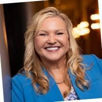 Pam Stopher's Instagram, Twitter & Facebook