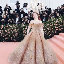 People in new york, are dying, infected and need help. Guru Pintar Lillee Jean Beauty Influencer Lauren Elyse Believes Lillee Jean And Her Mom Used Fake Twitter Accounts To Get Hers Suspended Karity Rose All Day Pink Glittery Halo Eye