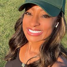 It's #ThrowBackThursday! Here she is from 1989