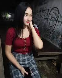 Pin Oleh Deny Nurdiansah Di Lili Wanita Cantik Wanita Kecantikan