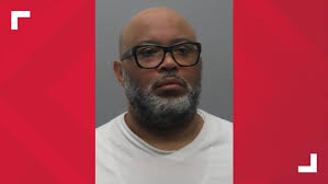 Missouri middle school principal paid students to share sexual images