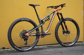 Skye's slopeduro scout build details: The 2018 Rocky Mountain Instinct Bc Edition Is An Absolute Beast Of A Bike Singletrack Magazine Downhill Bike Singletrack Specialized Enduro