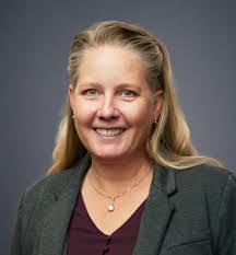 Liz Hargis's Instagram, Twitter & Facebook