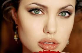 As much as she loves kids, we should love her for that alone. 20 Celebrities With The Hottest Lips