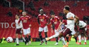 He tried to trap luke shaw into diving in with a few clever stepovers but the manchester united man was having. Man United Hit Another Dip As Arsenal Take All Three Points