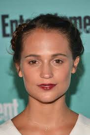 Alicia Vikander Wearing The Alex Monroe Enchanted Letter A Necklace At The Entertainment Weekly Celebration San Michael Fassbender James Mcavoy Alex Monroe